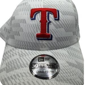 Texas Rangers MLB New Era 39THIRTY Youth Stretch Fit Hat White Gray NWT